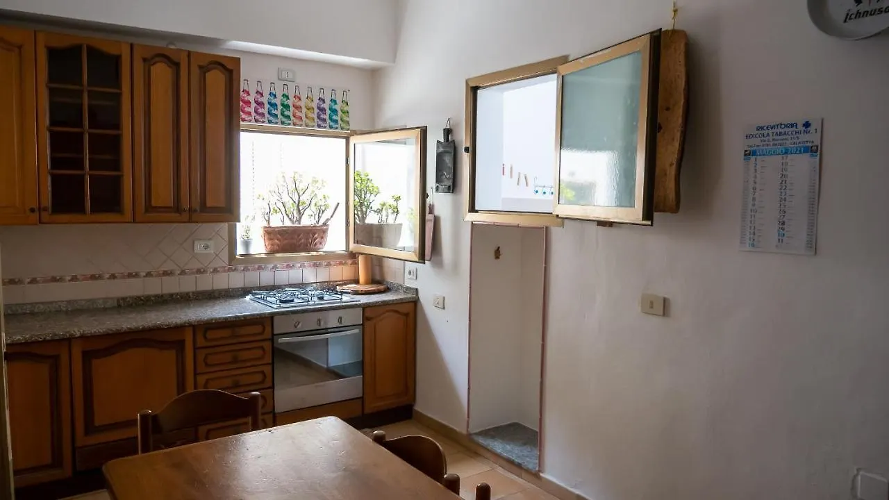 Apartment Deliziosa Suite A Calasetta 5 Min Dalla Spiaggia